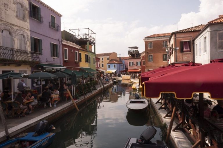 5 Ristoranti da non perdere se non sai dove mangiare a Burano